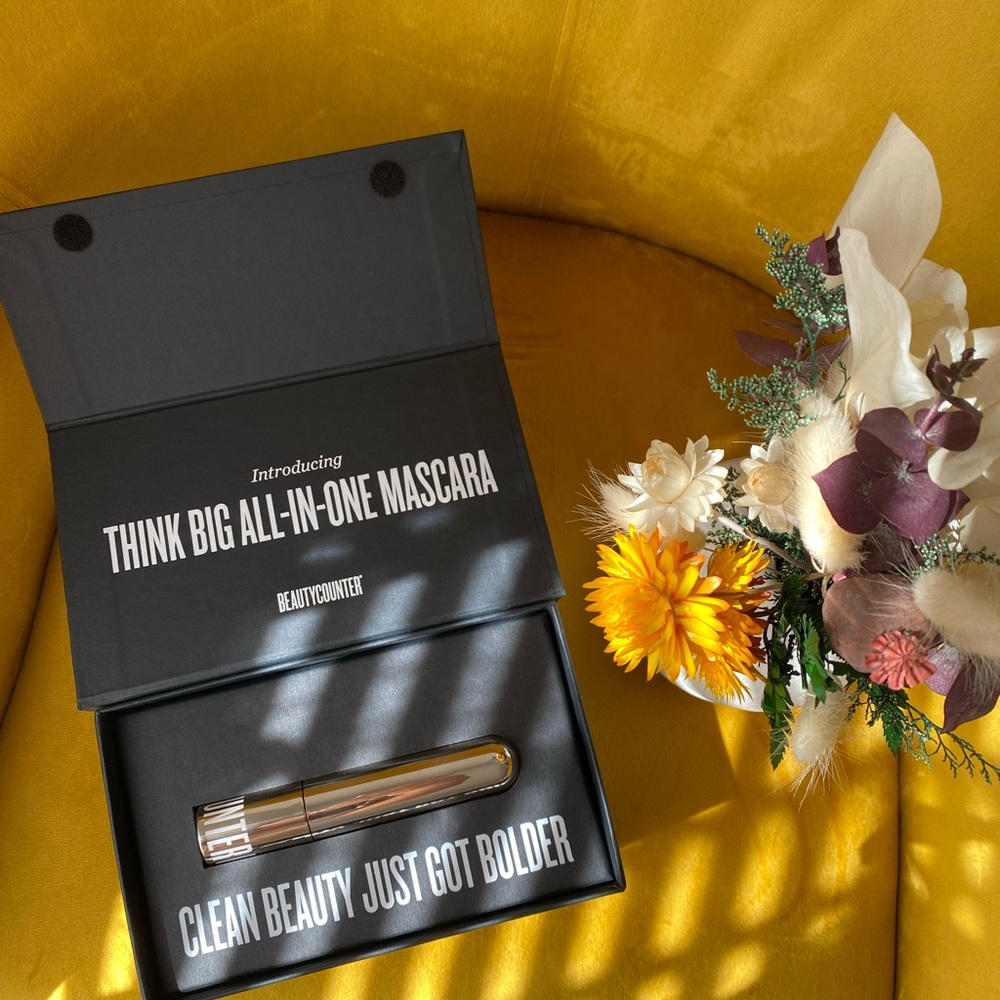 Think big all in one mascara